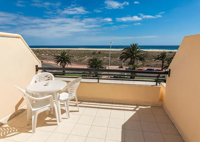 Palm Garden With Sea Views To The Beach, Pools *